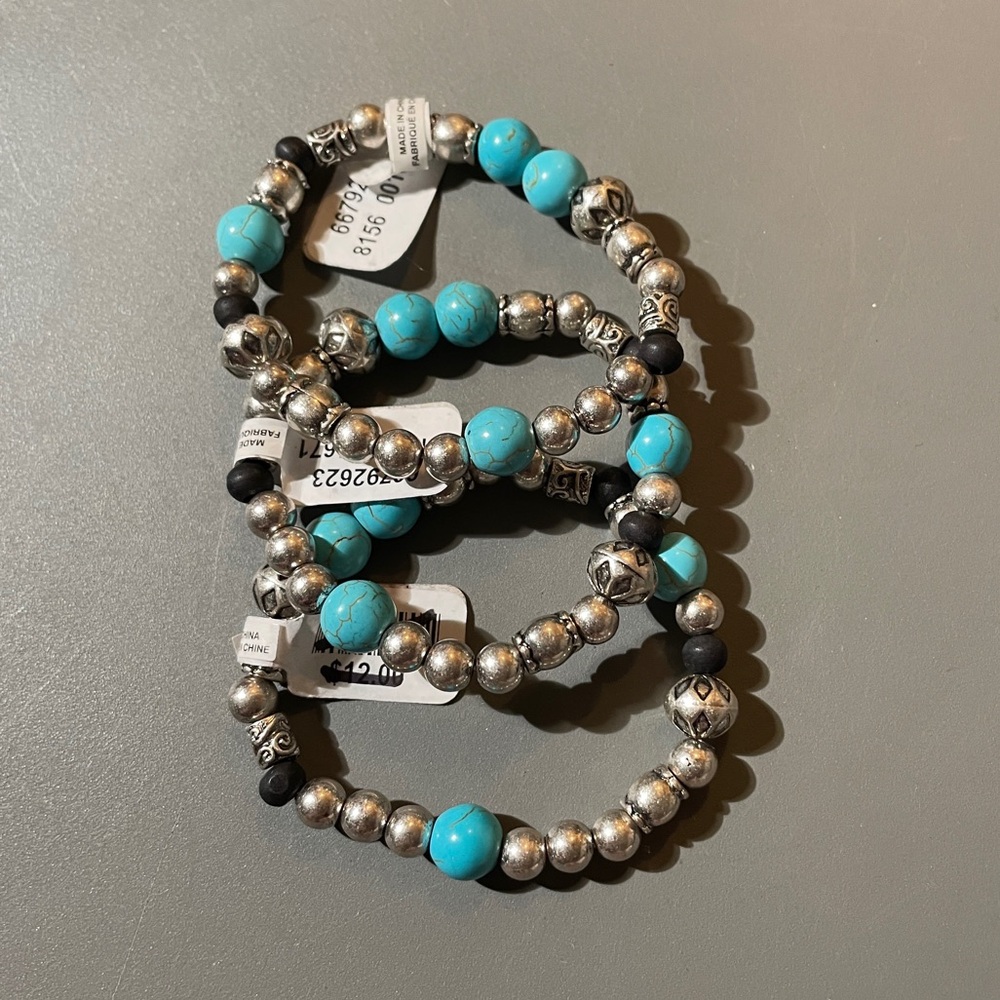 Free People Beaded Turquoise Silver-tone Stretch Bracelets, Lot of 3, NWT! - Picture 15 of 16